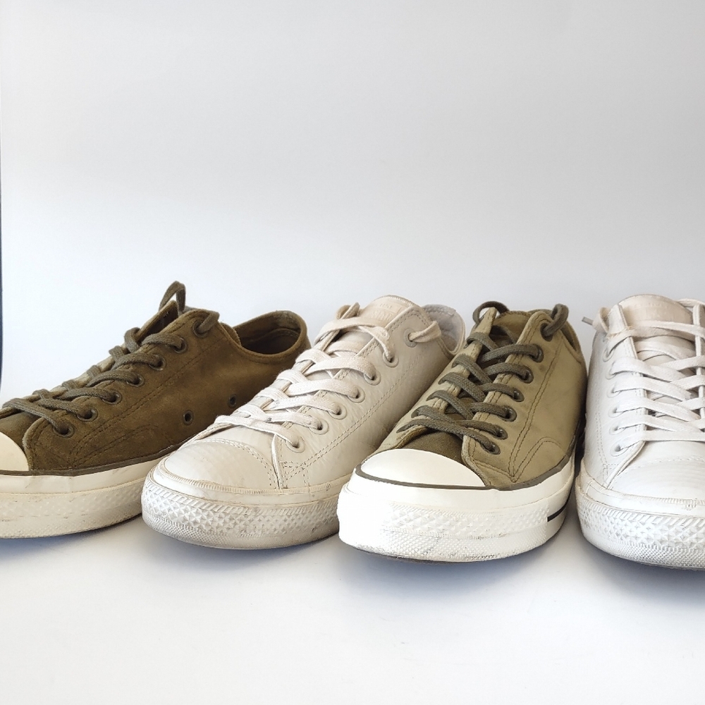 2 pairs converse, us men 9.5